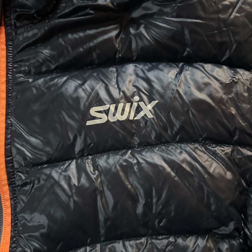 Swix Black Puffer Jacket for Men